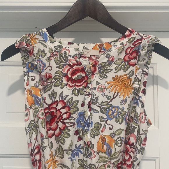 Gorgeous Floral Dress - Picture 2 of 7